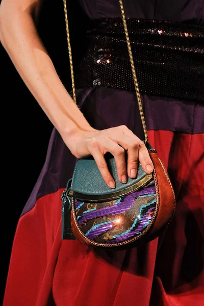 Look 71